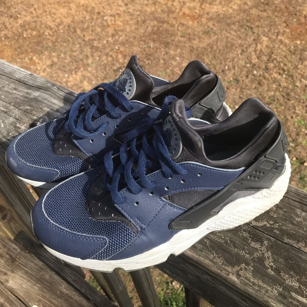 Grey Blue and Black Nike Huaraches
